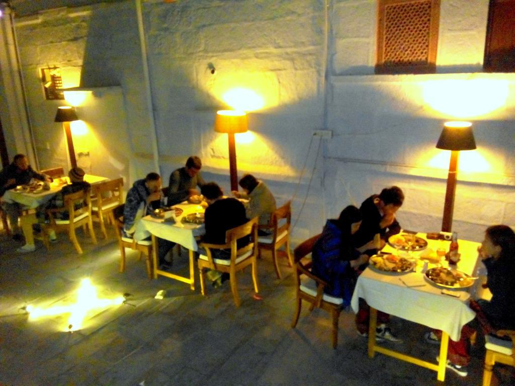 Jewel Palace Haweli Джодпур Екстериор снимка